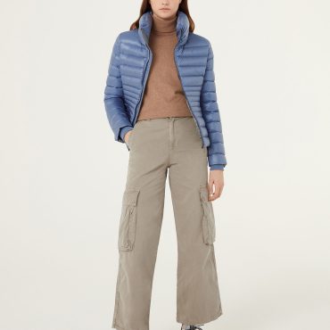 Down jacket with ribbed knit cuffs