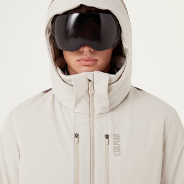 Down and wadding ski jacket