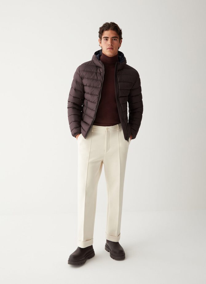 Sporty down jacket with fixed hood