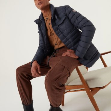 Autumn field jacket in down with large pockets