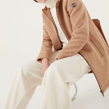 Hooded coat in woolen cloth