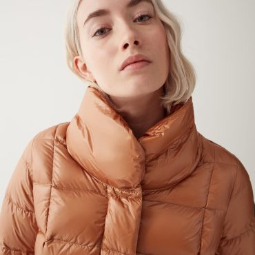 Iridescent down jacket