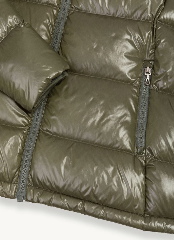 Super shiny down jacket with enveloping collar - Image 6