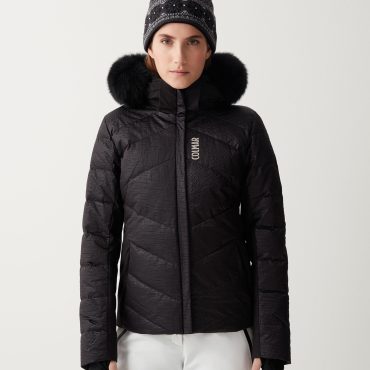 Down-filled ski jacket with fur