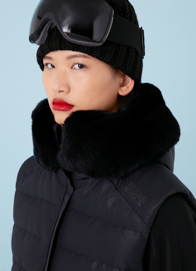 BLACK SIGNATURE patch pockets ski vest