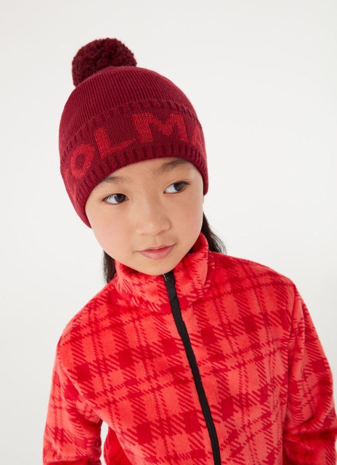 Hat with maxi logo in shiny yarn