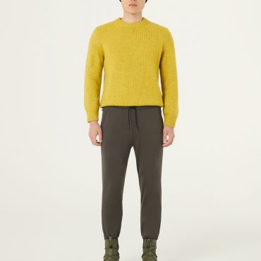 Sporty trousers in stretch fleece