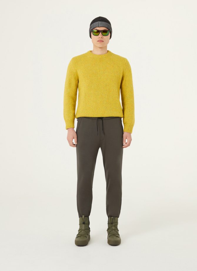 Sporty trousers in stretch fleece