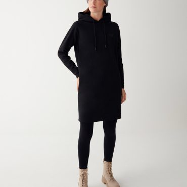 Sweatshirt dress with hood and shiny logo