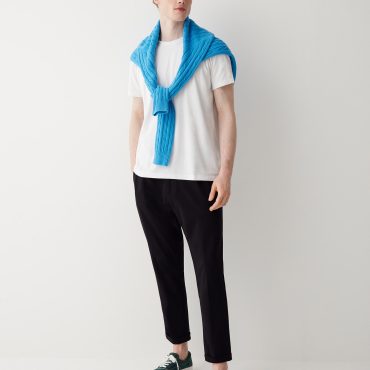 Chino-cut trousers with turn-up