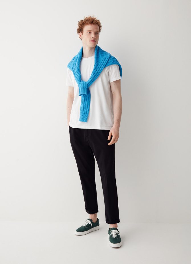 Chino-cut trousers with turn-up