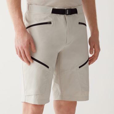 Multi-pocket shorts