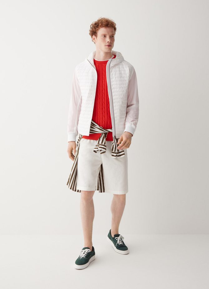 Light jacket with hood - Image 3