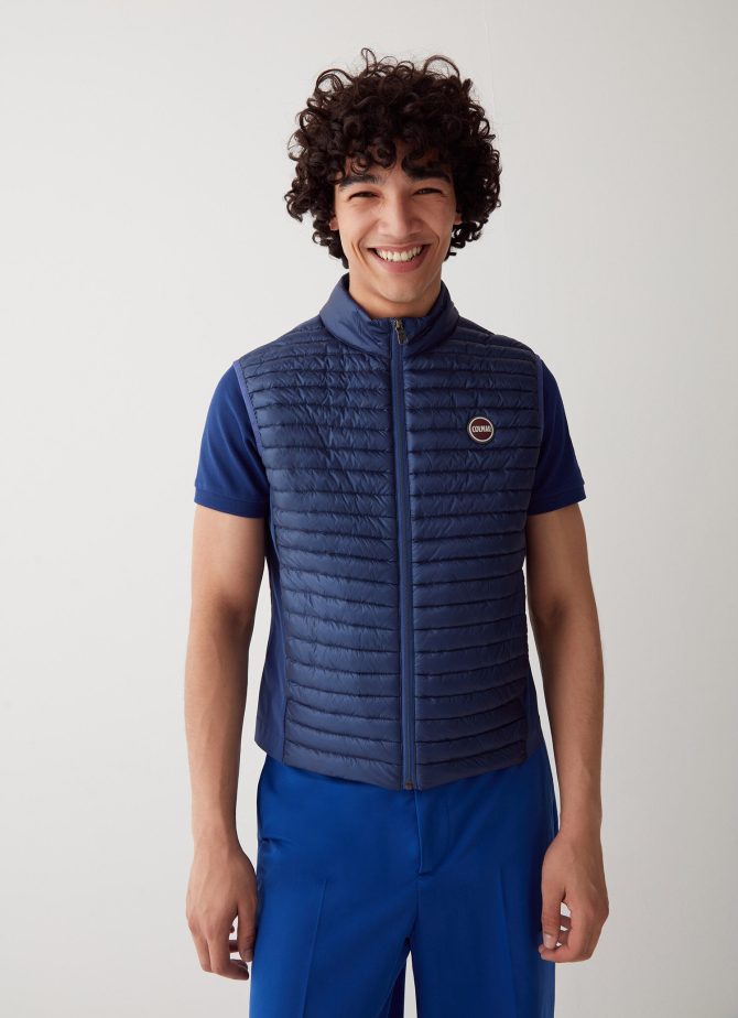Lightweight gilet with smooth parts