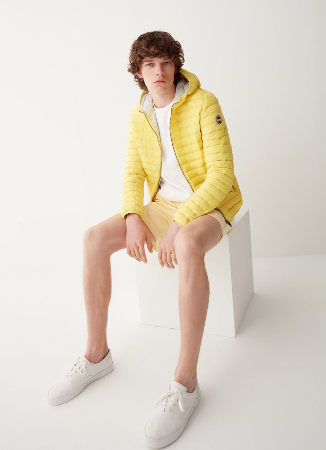 Sporty hooded downjacket