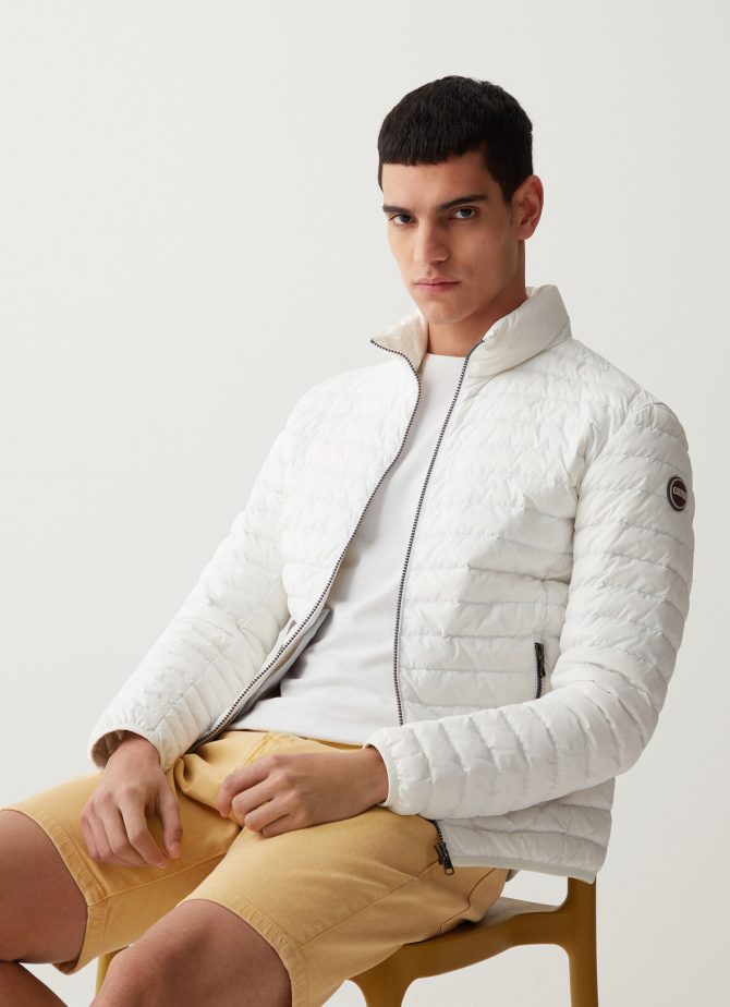 Sporty down jacket with padded collar