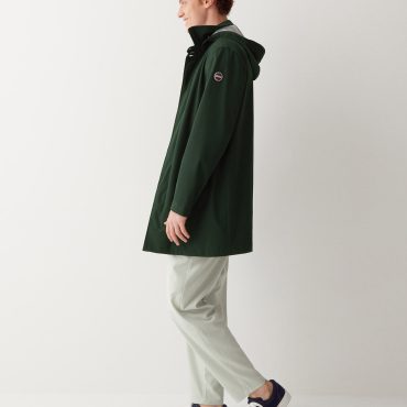 Softshell with detachable hood