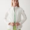 Softshell jacket with large pockets