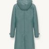 Oilskin jacket with detachable hood - Image 5