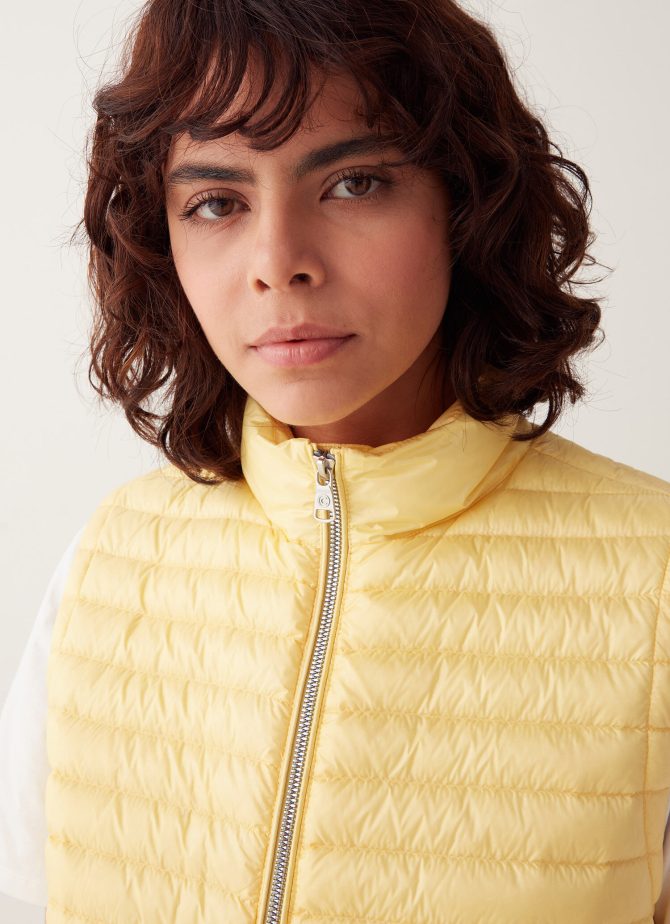 Down gilet with drawstring at the bottom - Image 3