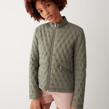 Down jacket with stamp quilting.