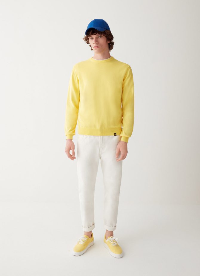 Pre-faded crewneck jumper