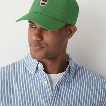 Unisex cap with embroidered logo