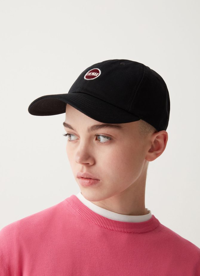 Unisex cap with embroidered logo