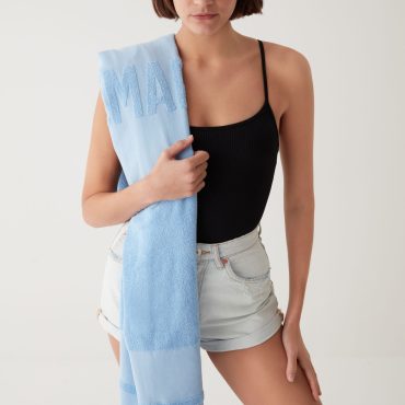 Terry towel with fringing