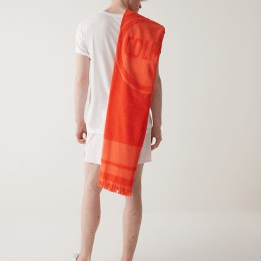 Terry towel with fringing