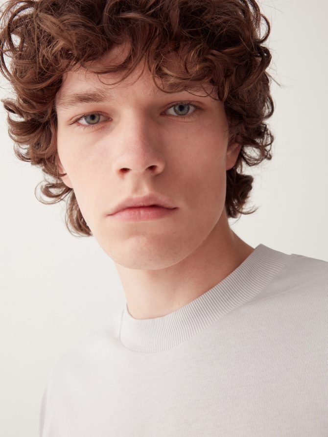 Short sleeve round neck T-shirt - Image 2