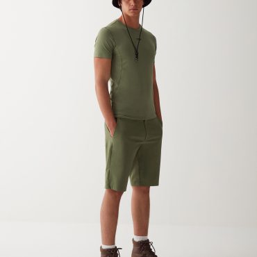 Short-sleeved T-shirt in stretch jersey