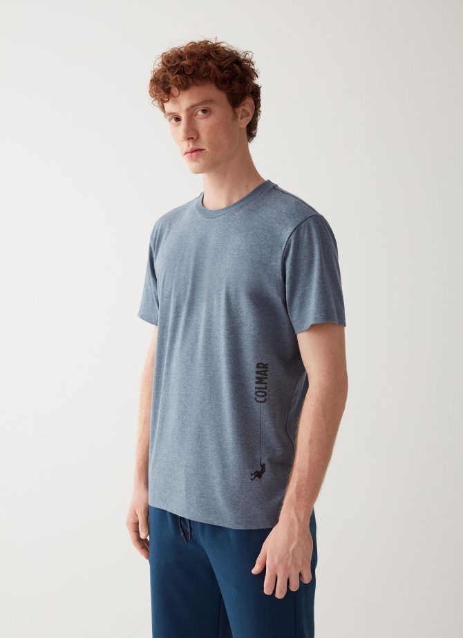 T-shirt with print on the front and back