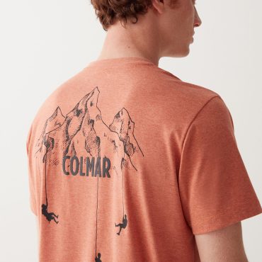 T-shirt with print on the front and back