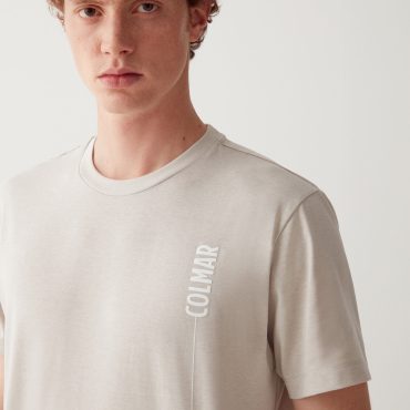 T-shirt with print on the side