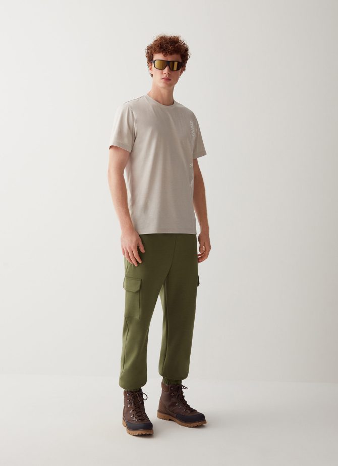 T-shirt with print on the side - Image 2