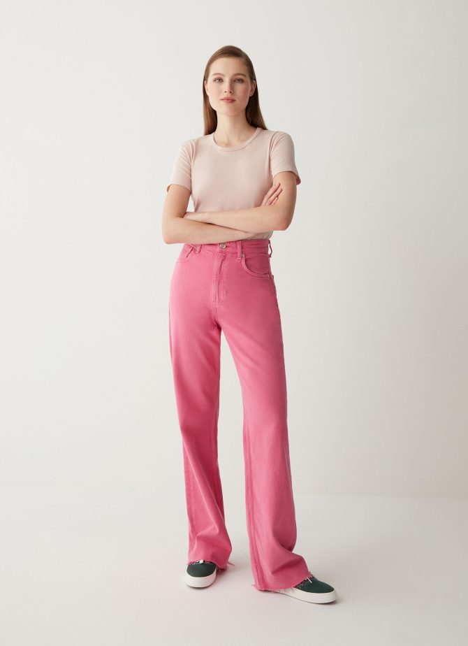 Stretch T-shirt with V-neck on the back - Image 2