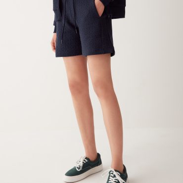 Quilted fabric Bermuda shorts