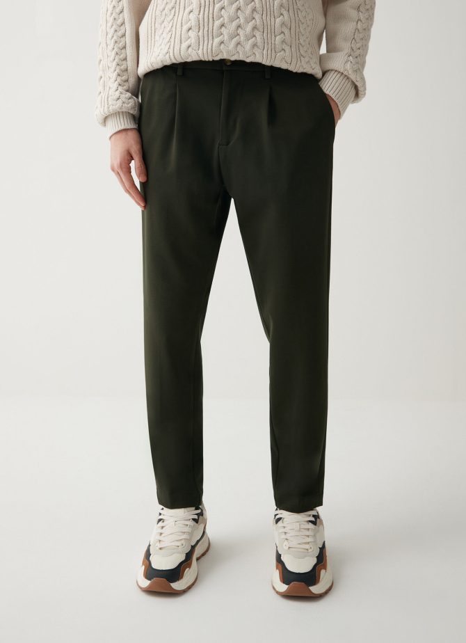 Classic trousers with front pleats - Image 3