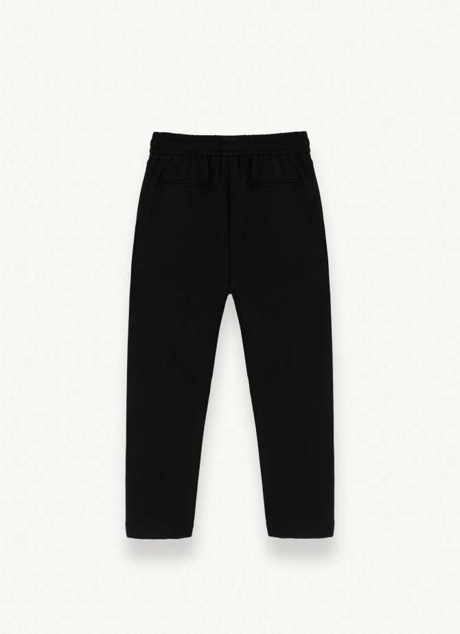 Comfortable trousers with side pockets - Image 5