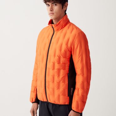 Down jacket with stretch inserts