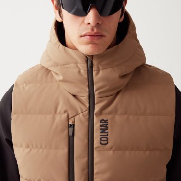 Stretch hooded ski gilet