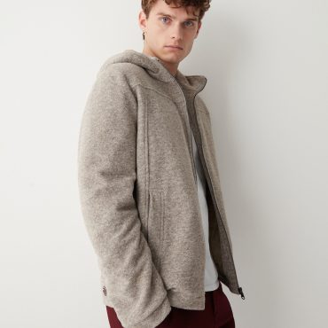 Woollen cloth jacket with hood