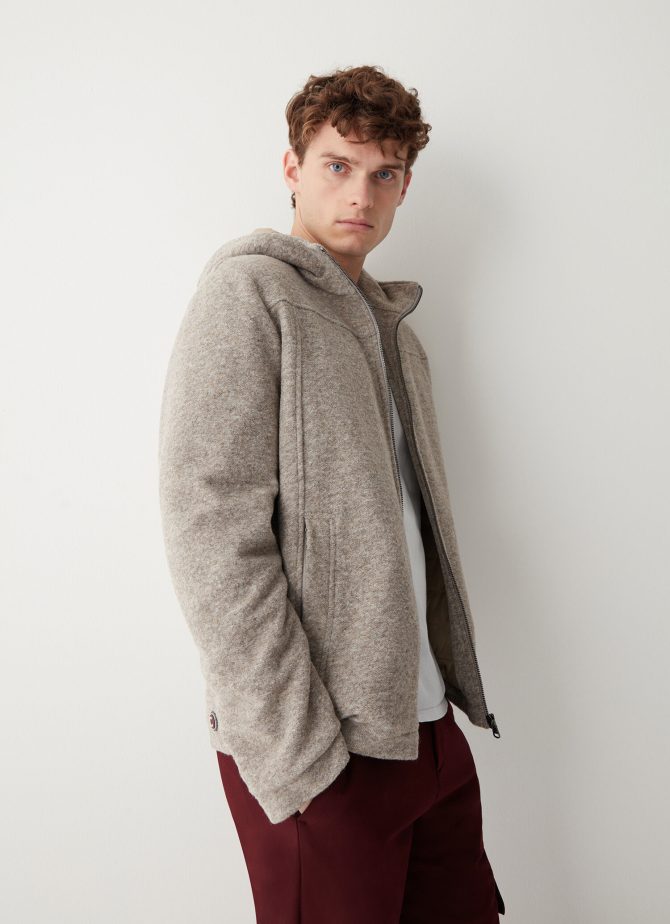 Woollen cloth jacket with hood