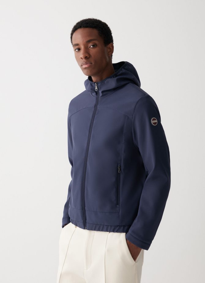 Waterproof and breathable softshell