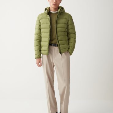 Opaque stretch down jacket with detachable hood