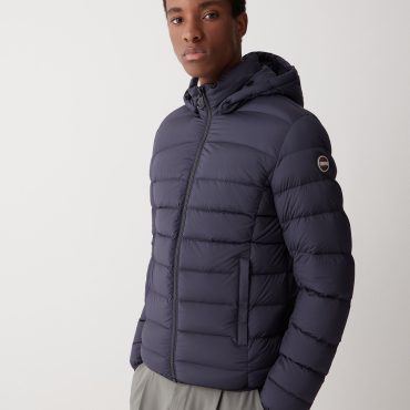 Opaque stretch down jacket with detachable hood