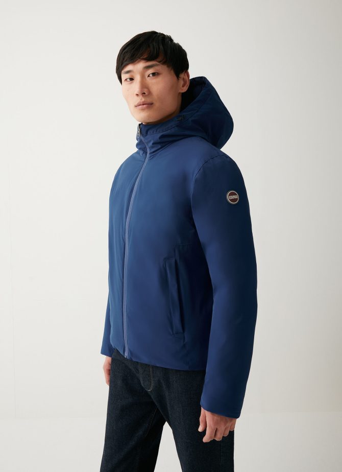 Reversible jacket in stretch fabric