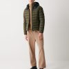 Sporty down jacket with detachable hood