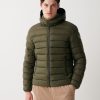 Sporty down jacket with detachable hood - Image 2